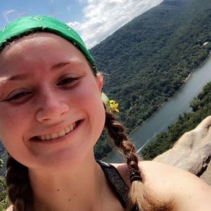 Meet your Posher, Devin